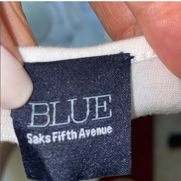 Saks Fifth Avenue white crocheted knit top—Sz S - Picture 7 of 11